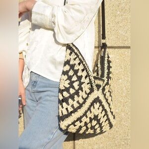 8 other reasons tote raffia